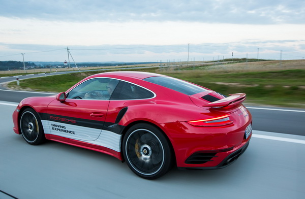 Porsche Driving Experience Минск